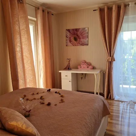 Roza Wiatrow * דז'יבנובק