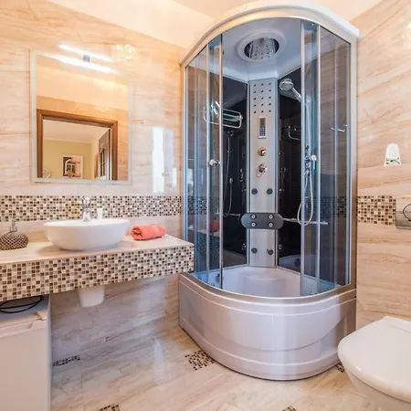 Roza Wiatrow Дзивновек